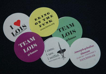 hmns-team-lois-buttons